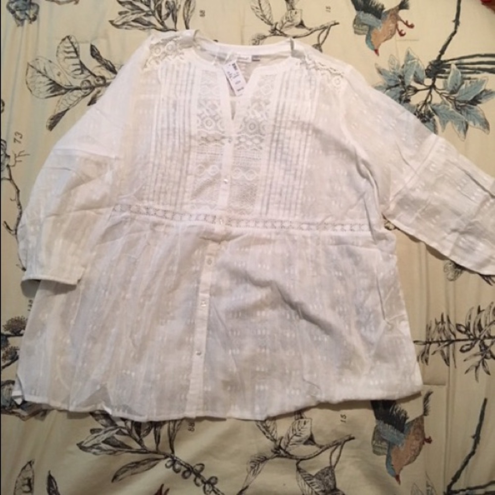 Avenue white blouse